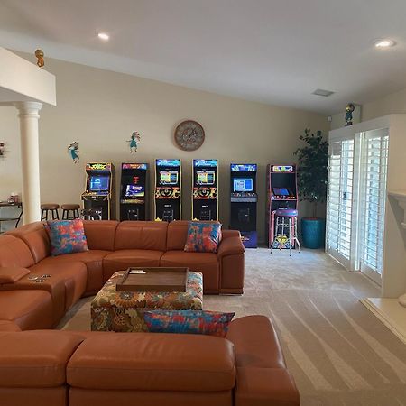 אינדיאו Coachella Chill: Luxury 4Br/4King Paradise Retreat מראה חיצוני תמונה